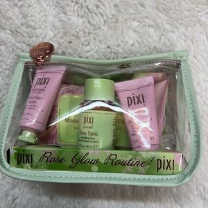 PIXI - Rose Glow Routine! -in a limited-edition travel bag